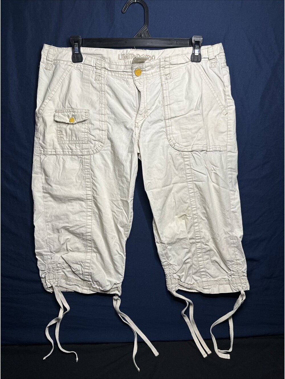 Limited Too Capri 18 1/2